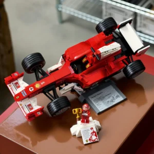 Lego Technic 11375 – Ferrari F2004 E Michael Schumacher 735 Peças
